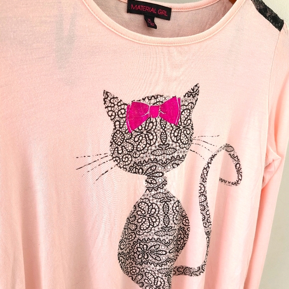 Cat print fancy blouse - Picture 2 of 7